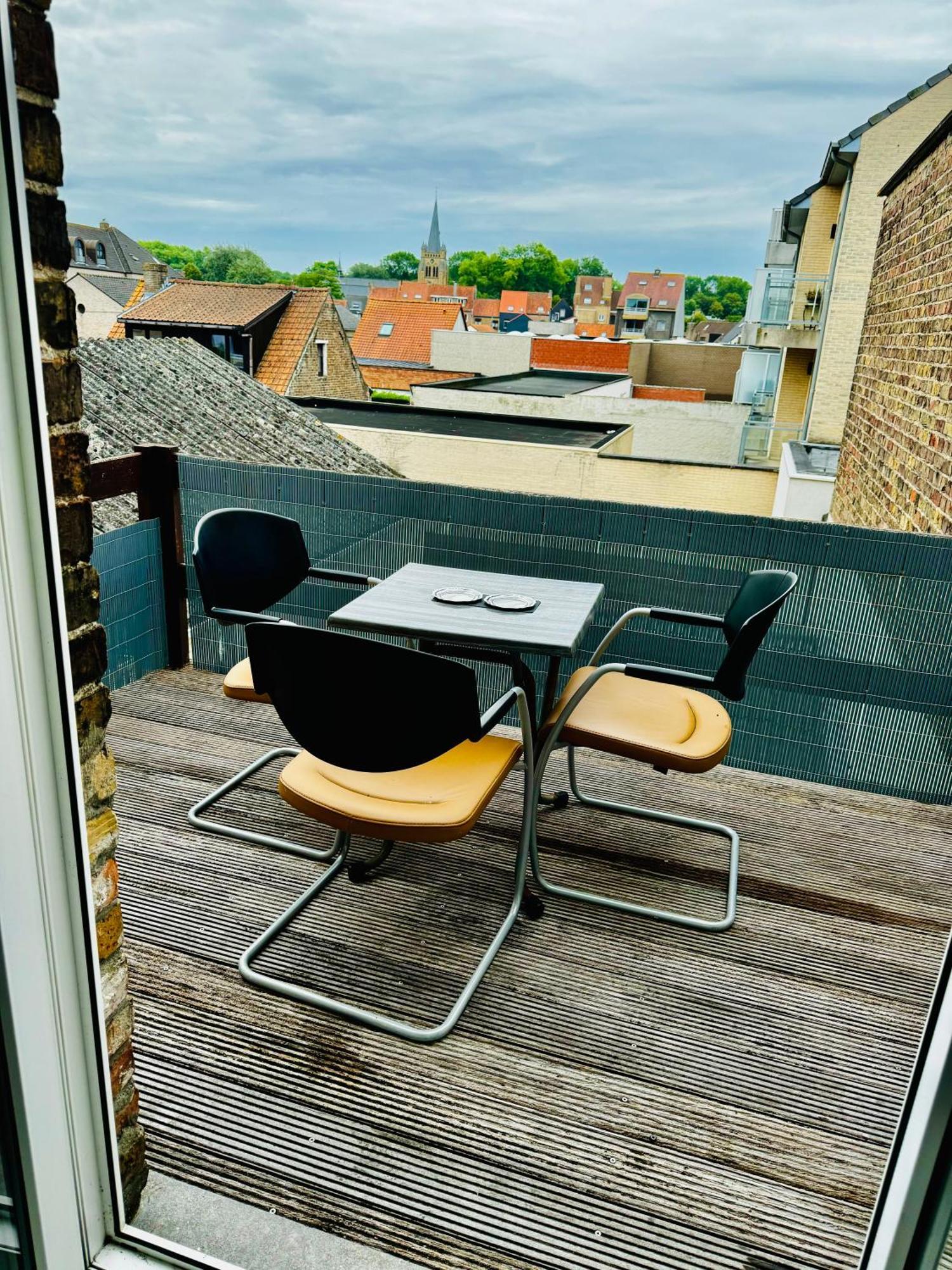 Appartement De Panne Buitenkant foto